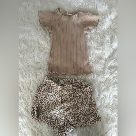 Jessica Simpson Other - Jessica Simpson Tan and Cream Kids Matching Set